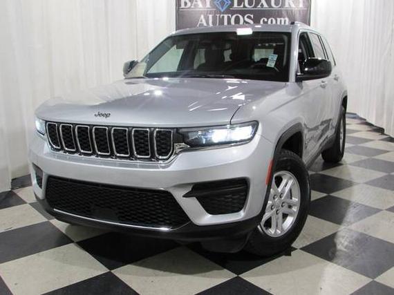 JEEP GRAND CHEROKEE 2023 1C4RJHAG0PC593124 image